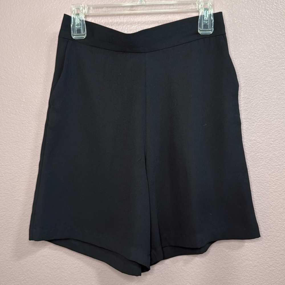 Halogen Black High Waist Pull On Elastic Waist Shorts